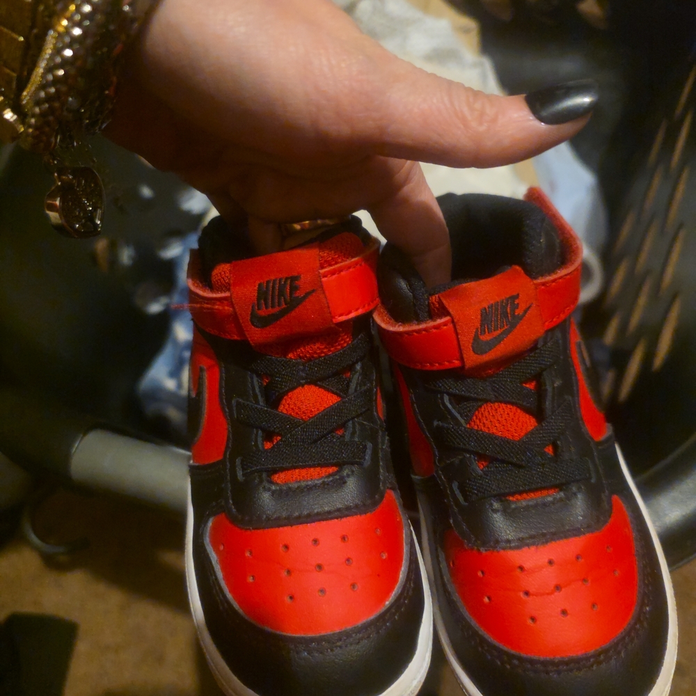 Nike Kids Red and Black Sneakers